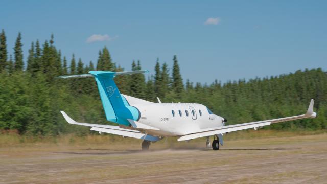 Pilatus PC-12 taxiing